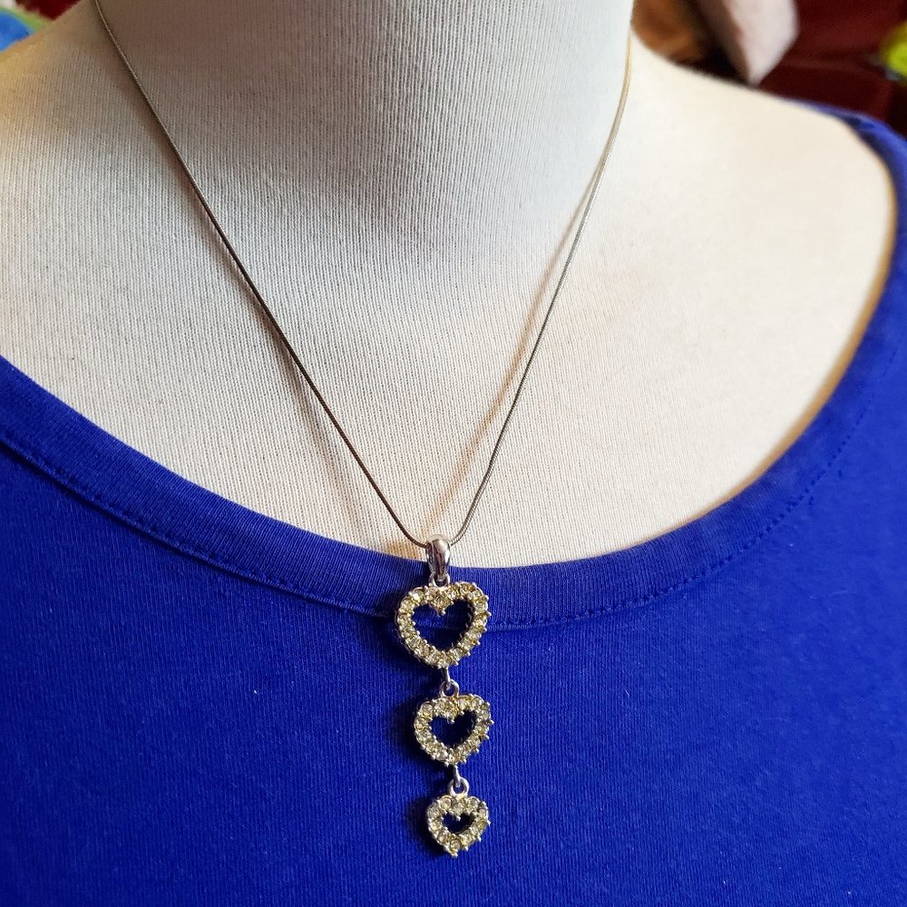 16" Silver Tone Snake Chain Triple Heart Pendant Necklace Love Theme Fashion